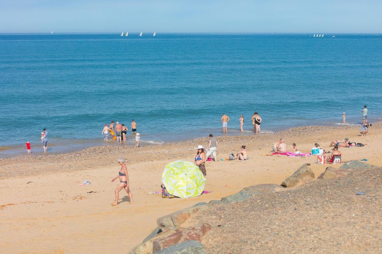 Camping Le Brandais Otel Brem Sur Mer Dış mekan fotoğraf